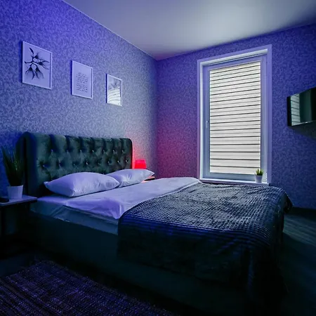Roomer 31/2 *